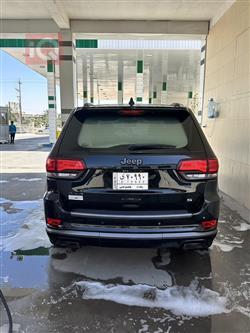 جیپ گراند شیرۆکی